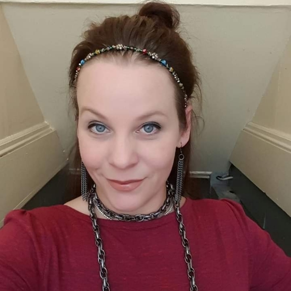 Meet your Posher, Heather - Picture 2 of 3